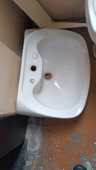 Унитаз умывальник