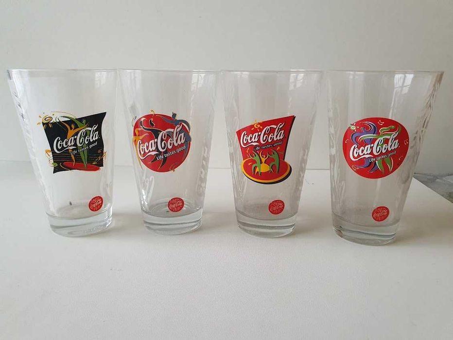 Кока Кола чаши различни