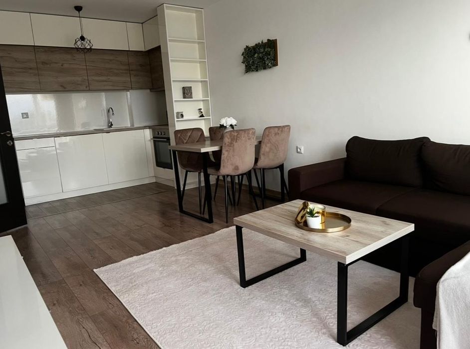 Дава се под наем Двустаен апартамент в Пловдив, Христо Смирненски - 65 кв.м за 500 € - Снимка #1