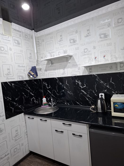 По суточно, по часам  в центре