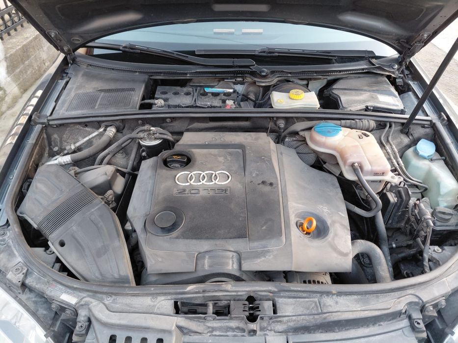 Vând Audi A4 B7 2005 2.0TDI 140CP MANUALA 500000KM 3000€NEGOCIABIL