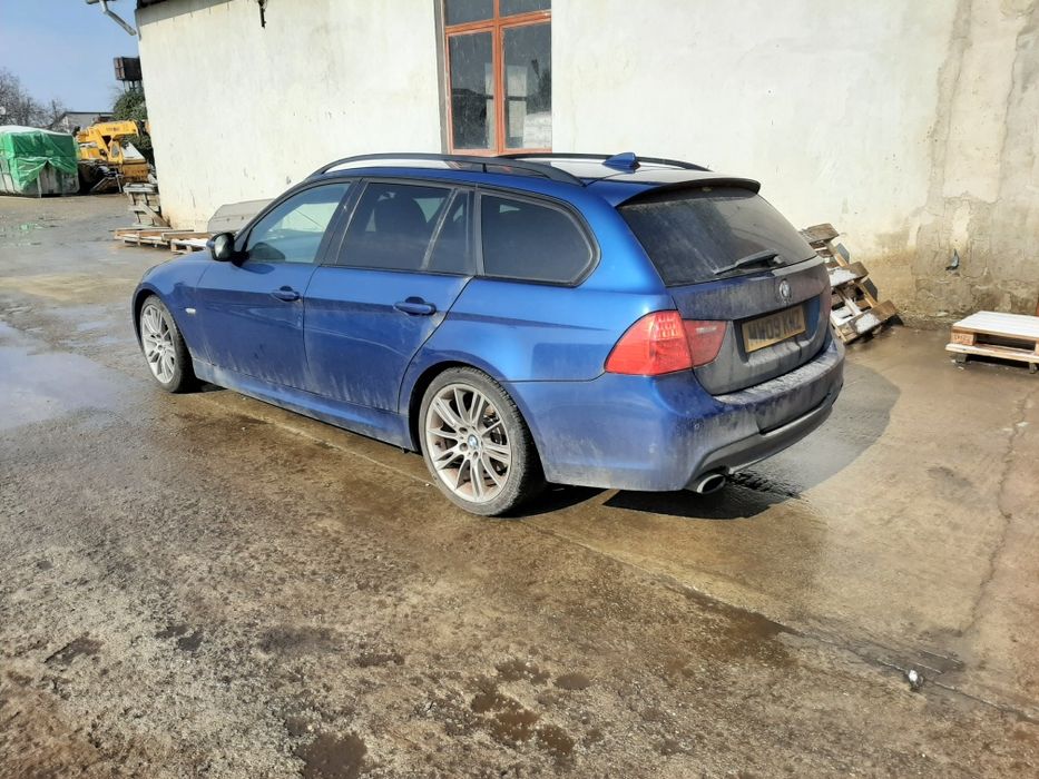 Praguri M pachet bmw e90,e91 lci (facelift)