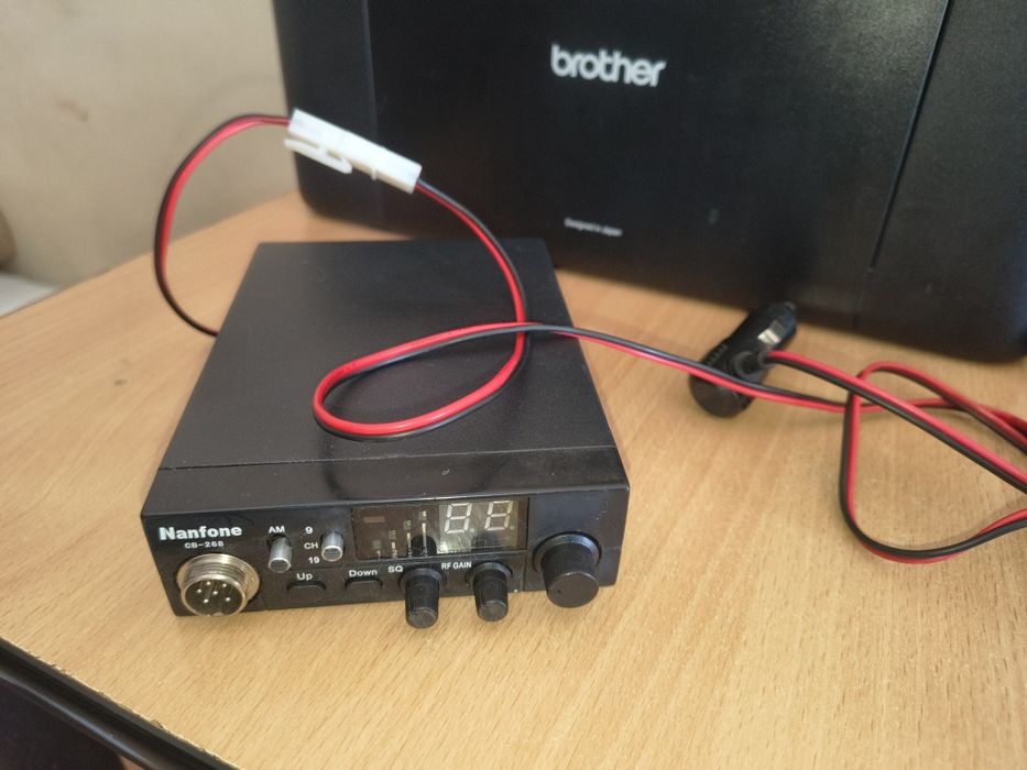 Statie radio CB auto