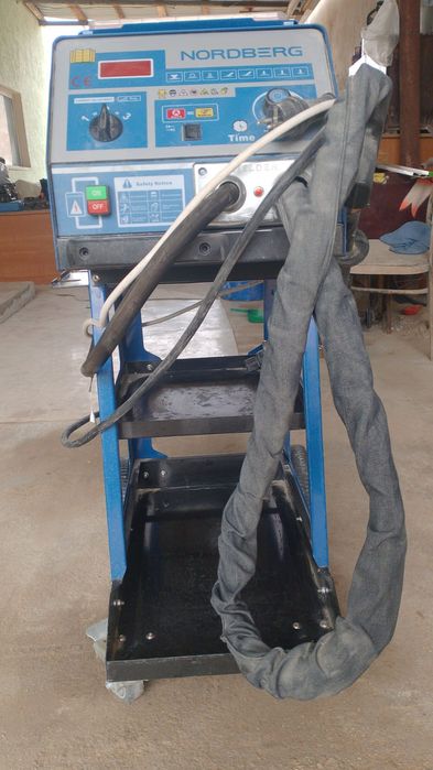 Спутор и рихтовочный молоткы