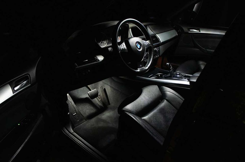 Гаранция! Нови Интериорни LED Крушки за BMW X5 и X6