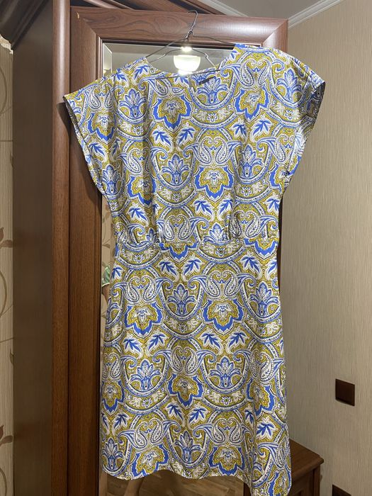 Женские платья 44р.