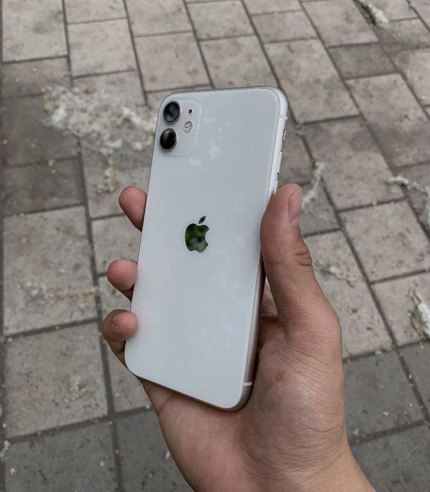 IPHONE 11 Идеальном состоянии