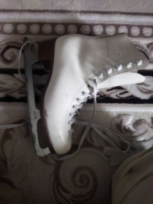 Коньки 37 размера