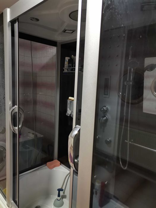 Vând cabina dus cu cada
