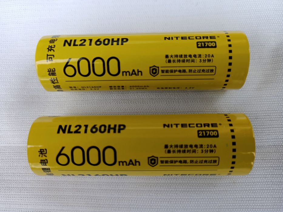 Две батерии Nitecore NL2160HP 6000 mAh