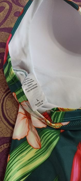 Продам купальник