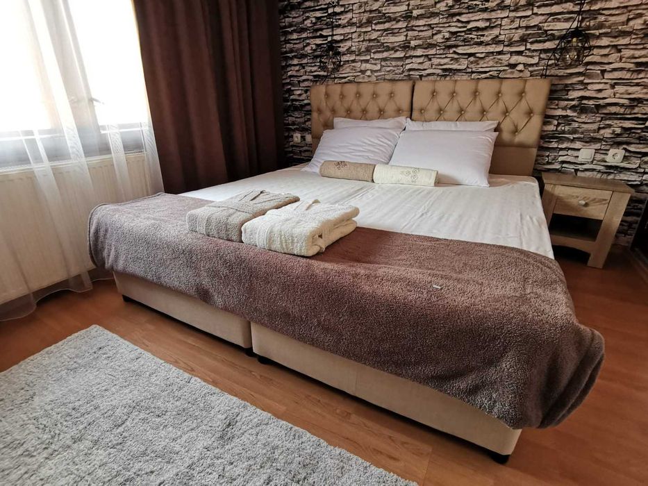 Прелагаме за прдажба уюутен семеен хотелски комплекс гр. Велндрад