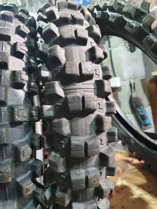 Dunlop 110 90 19 Michelin 110 90 R 19 CA NOI !