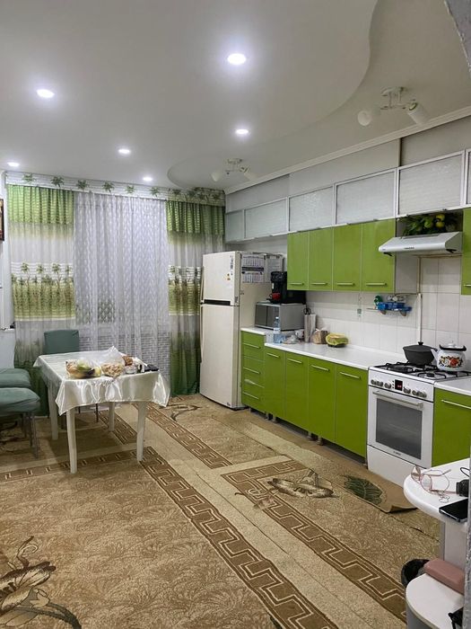 Дом 2-х этажный .