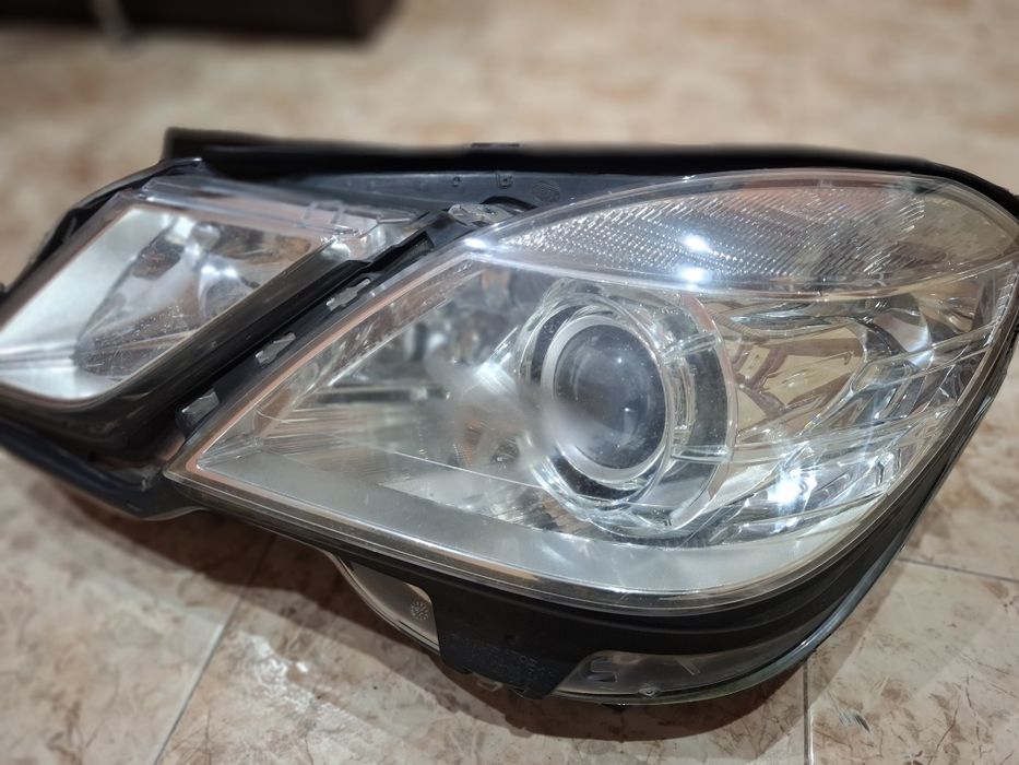 Ляв фар Мерцедес W212  2009/  2013 Би ксенон
