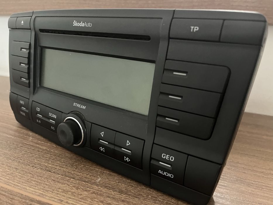 Vand CD player original Octavia 2