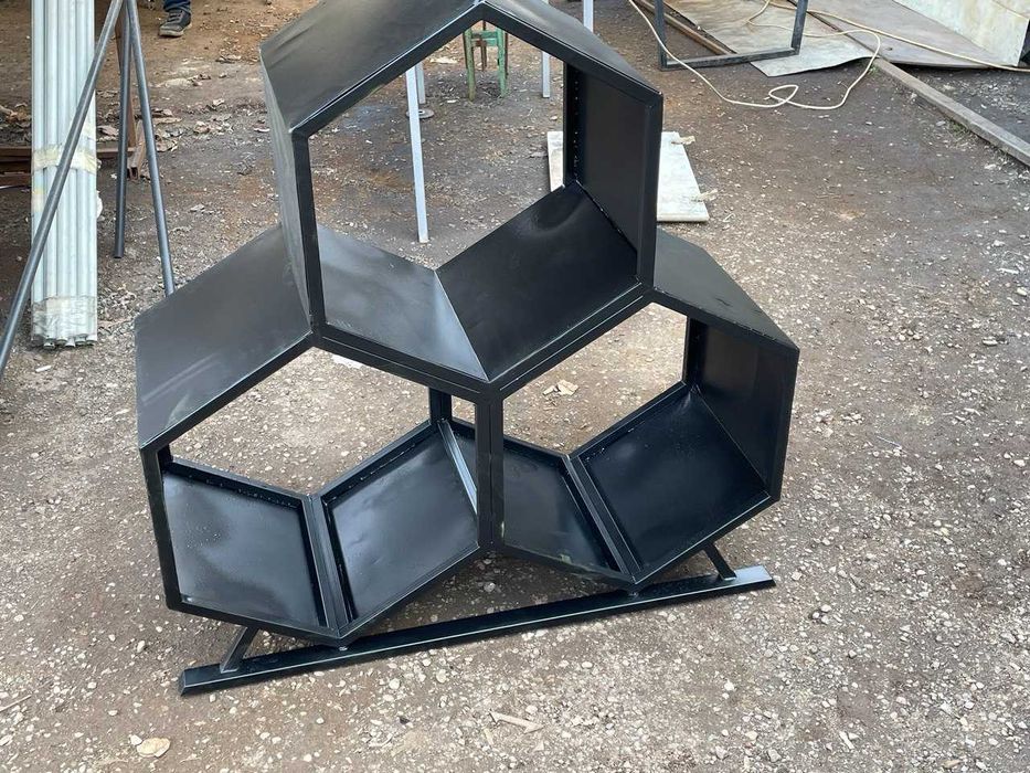 продается дровница