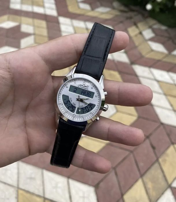 Часы Al-harameen