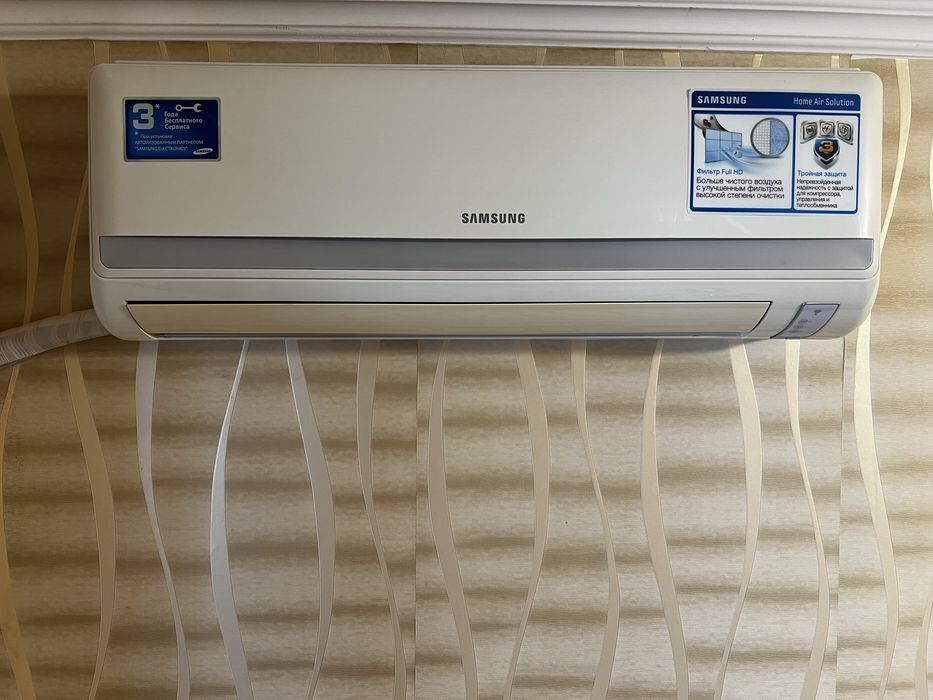Продам кондиционер Samsung AQ09UGFN