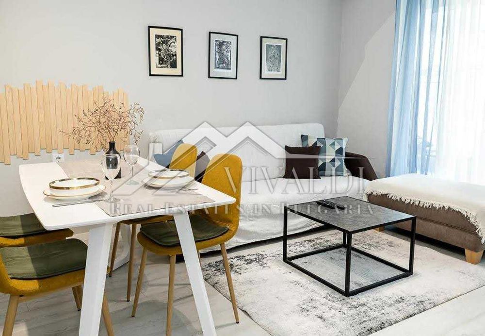 Дава се под наем Двустаен апартамент в Варна, Център - 65 кв.м за 648.21 € - Снимка #1