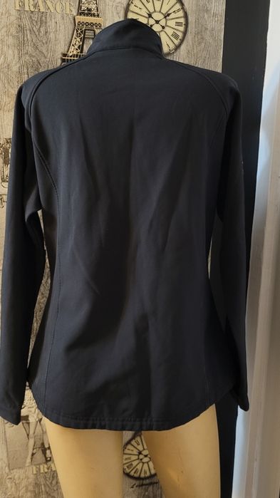 Дамски неопренови якета Bergans