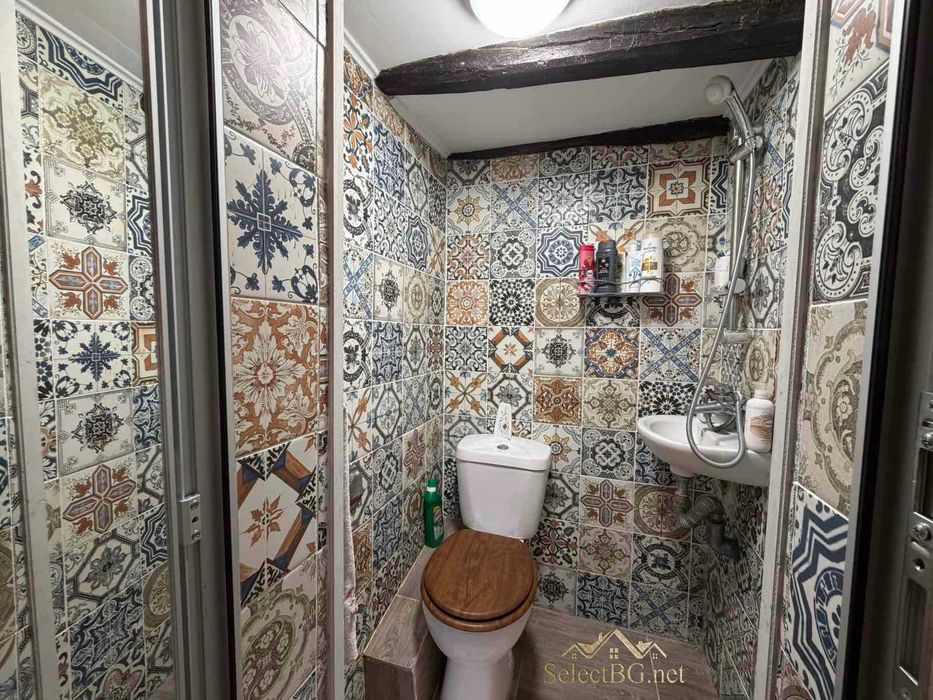 Реновирана къща в близко село до Велико Търново