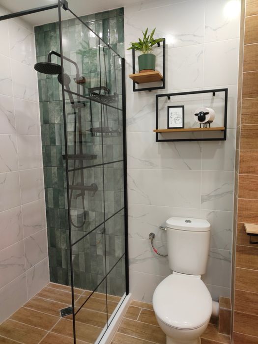 Дава се под наем Двустаен апартамент в Варна, Цветен квартал - 60 кв.м за 612 € - Снимка #4