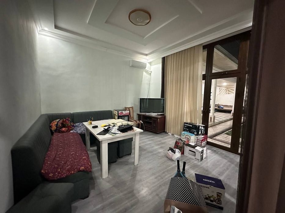 Uchaska sotiladi. Olmazor Oxunboboyev. 6sotik.