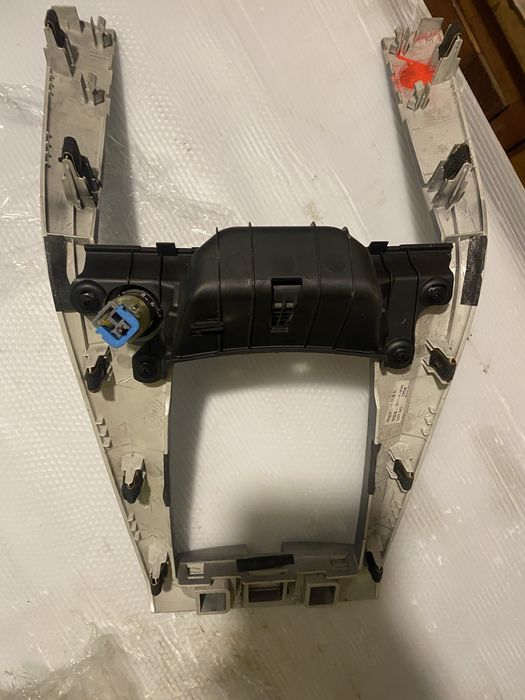 интериорна пластмаса, конзола за Шевролет Каптива