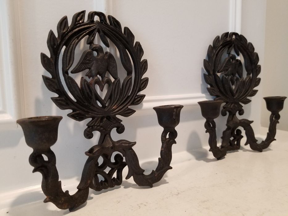 Elegant set aplice pentru lumânare cu vulturi din fonta,piese vechi cu