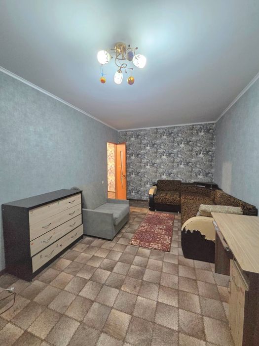 Продам 2 комн квартиру, район 17 школы