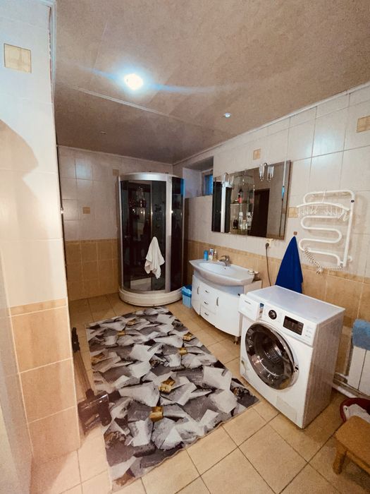 Продам котедж. 365м. В преспективном р-оне.