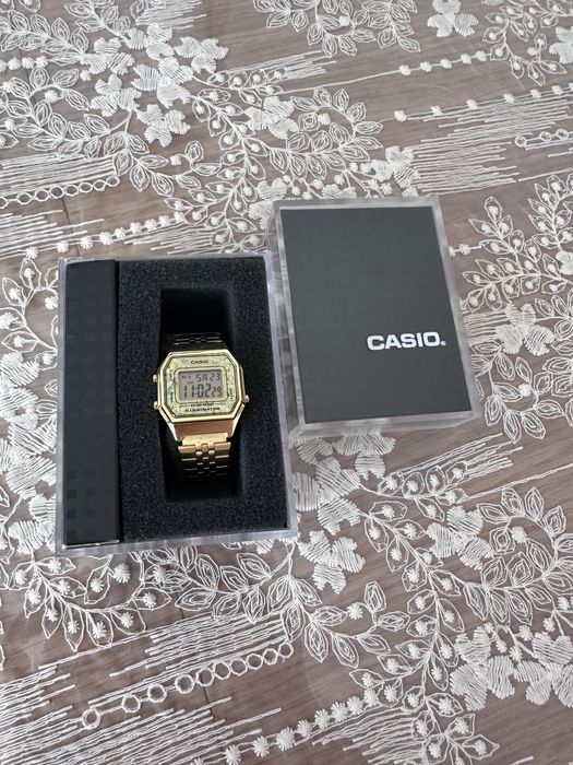 Кварцевые часы Casio