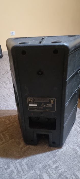 Boxe profesionale Electro-Voice SX200 si mixer 

V
