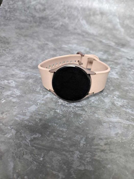 Samsung Galaxy Watch 4 40mm (762467 г. Кокшетау, ул. Абая 128, 21)