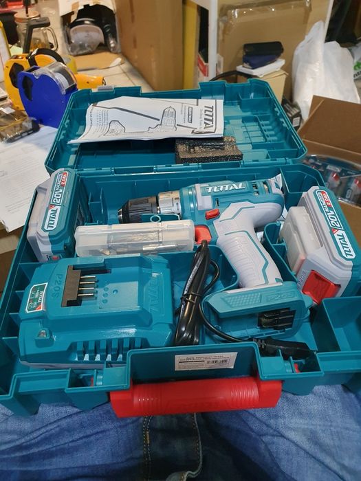 Акумулаторен винтоверт TOTAL Industrial, 20 V, 2 x 2.0 Ah Li-Ion, 45 N