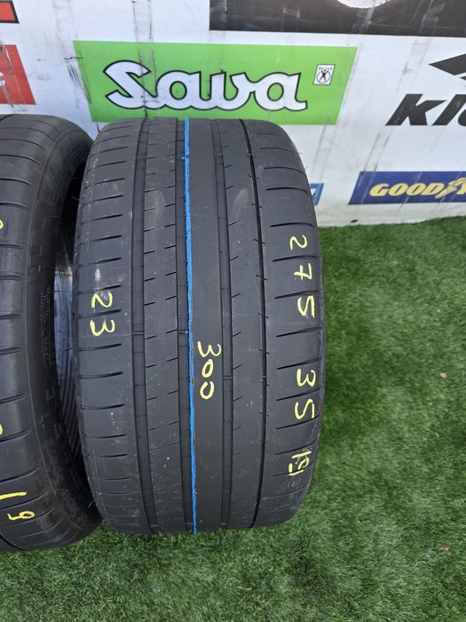 275 35 19 michelin