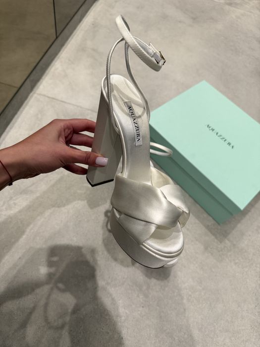Токчета с платформа Aquazzura