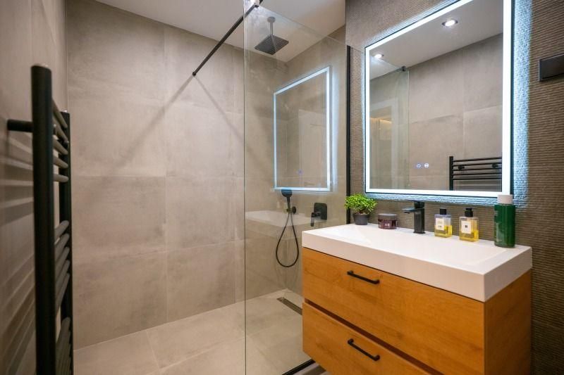 Дава се под наем Двустаен апартамент в София, Кръстова вада - 50 кв.м за 850 € - Снимка #8