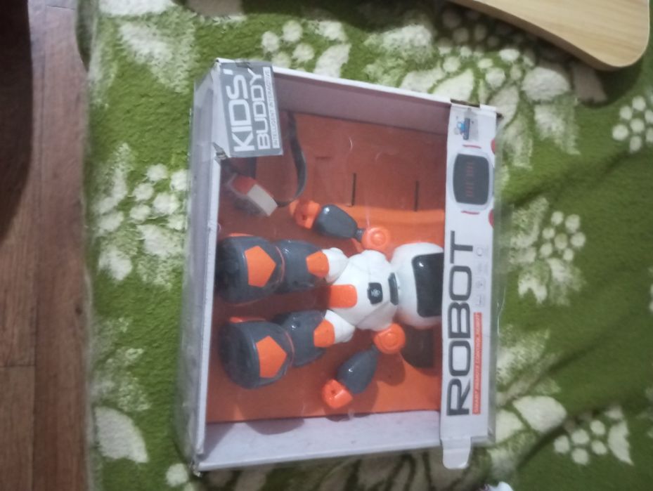 Игрушка Робот продается