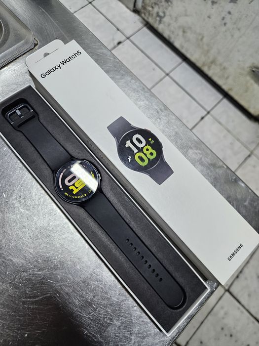 Samsung watch 5 44mm