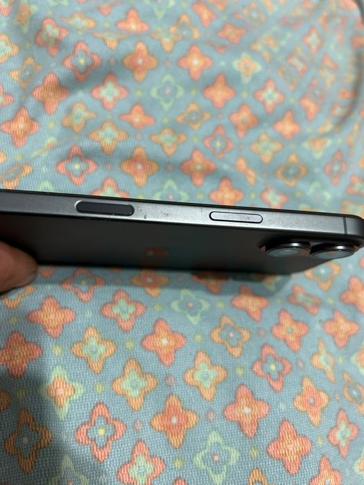 iPhone 17 продам