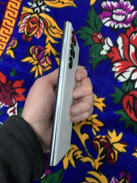 Telefon sotiladi Galaxy S22 Ultra Телефон сотилади
