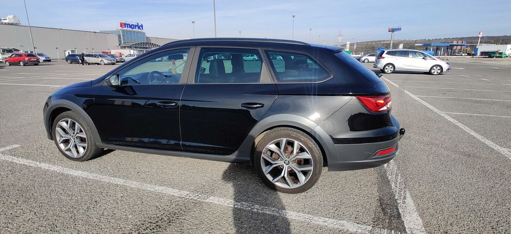 Seat Leon X-Perience cutie automata DSG 2.0 TDI 184CP 4x4 Oradea • OLX.ro