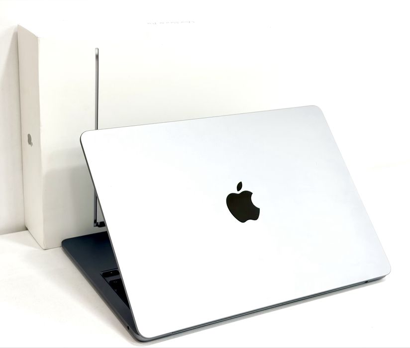 Като нов MacBook Air M2 Apple 100% Батерия 8RAM 256SSD 13-inch RETINA
