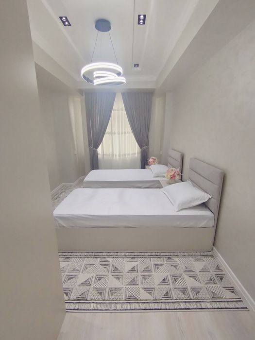 Vagzal Saodatda 102kv li katta shinam tayyor uy sotiladi