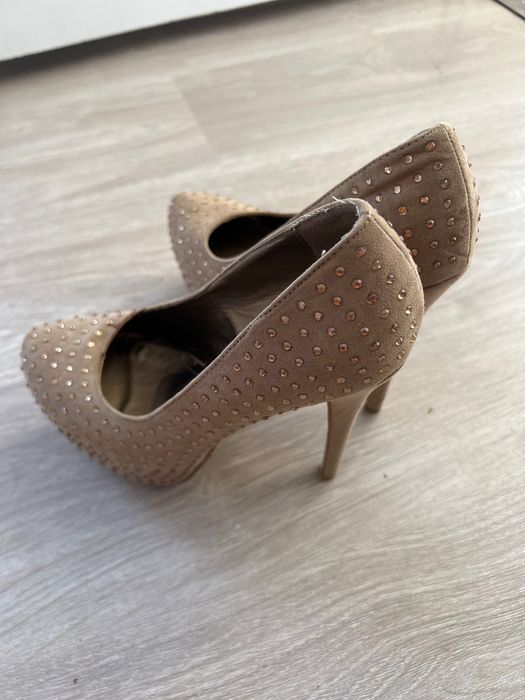 Дански обувки номер 38