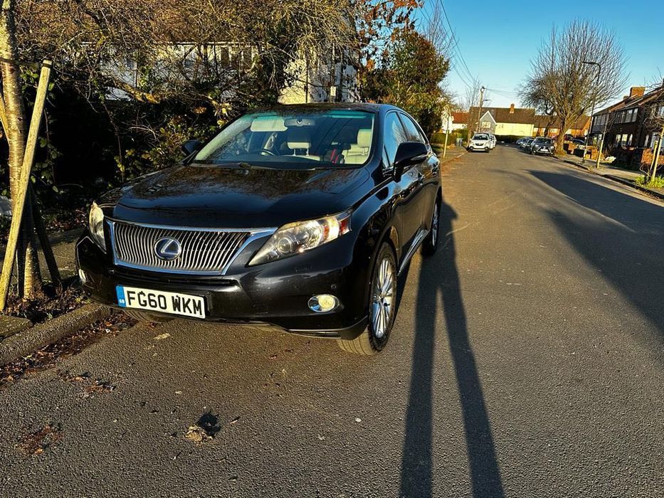 Vând (schimb)LEXUS rx 450h , an 2011
