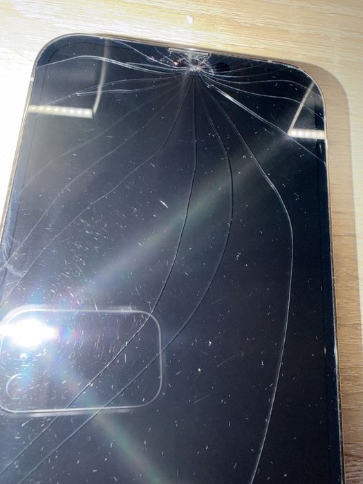 Iphone 13 pro max gold