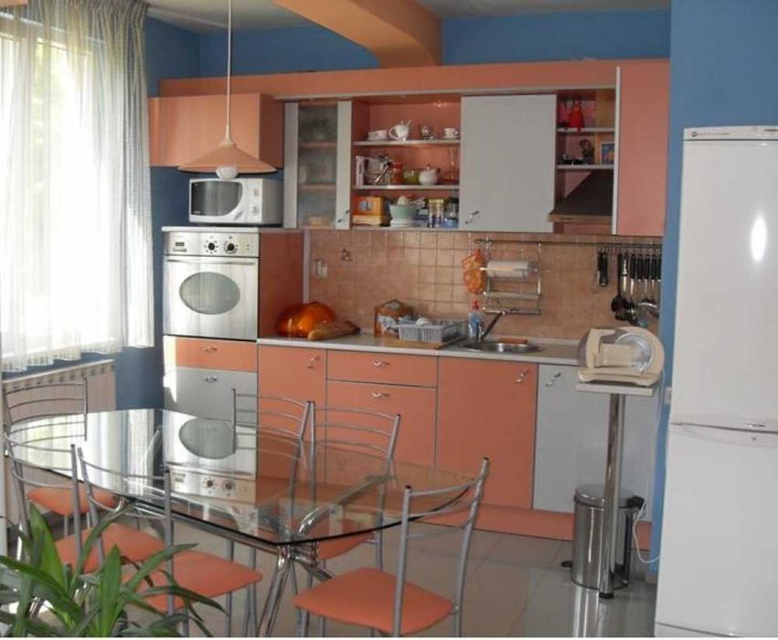 Продава се Тристаен апартамент в София, Витоша - 87 кв.м за 2529 €/кв.м - Снимка #2